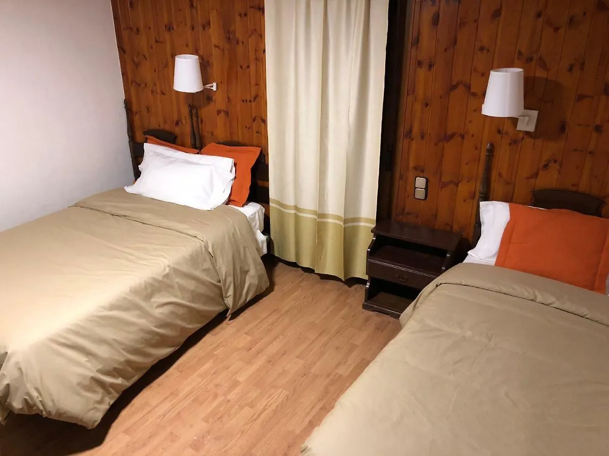 Hostal Di Verena Puigcerda Hostel